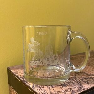 Vintage 1997 Walt Disney World glass coffee mug